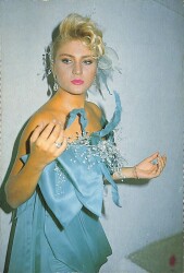 Sibel Can Kartpostal (Küçük Boy) KRT20033 - Gökçekoleksiyon