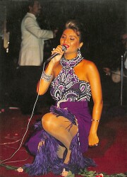 Sibel Can Kartpostal (Küçük Boy) KRT20049 - Gökçekoleksiyon