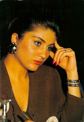 Sibel Can Kartpostal (Küçük Boy) KRT20178 - Gökçekoleksiyon