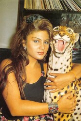 Sibel Can Kartpostal (Küçük Boy) KRT20185 - Gökçekoleksiyon