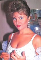 Sibel Can Kartpostal (Küçük Boy) KRT21633 - Gökçekoleksiyon