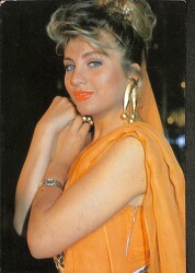 Sibel Can Kartpostal (Küçük Boy) KRT21741 - Gökçekoleksiyon