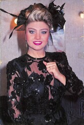 Sibel Can Kartpostal (Küçük Boy) KRT22452 - Gökçekoleksiyon