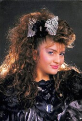 Sibel Can Kartpostal (Küçük Boy) KRT22462 - Gökçekoleksiyon