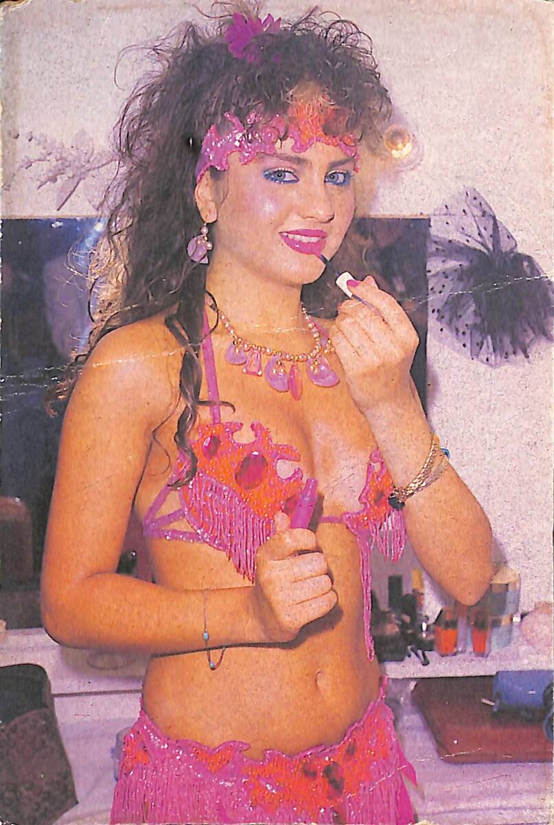 Sibel Can Kartpostal (Küçük Boy) KRT23204 - 1