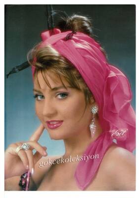 Sibel Can Orta Boy Kartpostal KRT7207 - 1