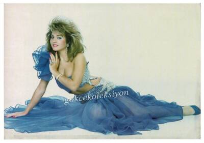 Sibel Can Orta Boy Kartpostal KRT7233 - 1