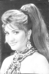 Sibel Can Siyah-Beyaz Kartpostal (Küçük Boy) KRT22158 - Gökçekoleksiyon