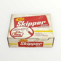 Skipper Sabit Mürekkep Kırmızı Tam Dolu Kutu AOB4791 - Gökçekoleksiyon
