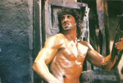 Slyvester Stallone Kartpostal (Küçük Boy) KRT22251 - Gökçekoleksiyon