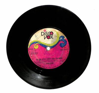 Smokie (1977) - Needles and Pins PLAK (107) PLK18418 - 2