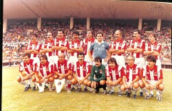 Şöhretler Kadro Kartpostal (Orta Boy) KRT19930 - Gökçekoleksiyon