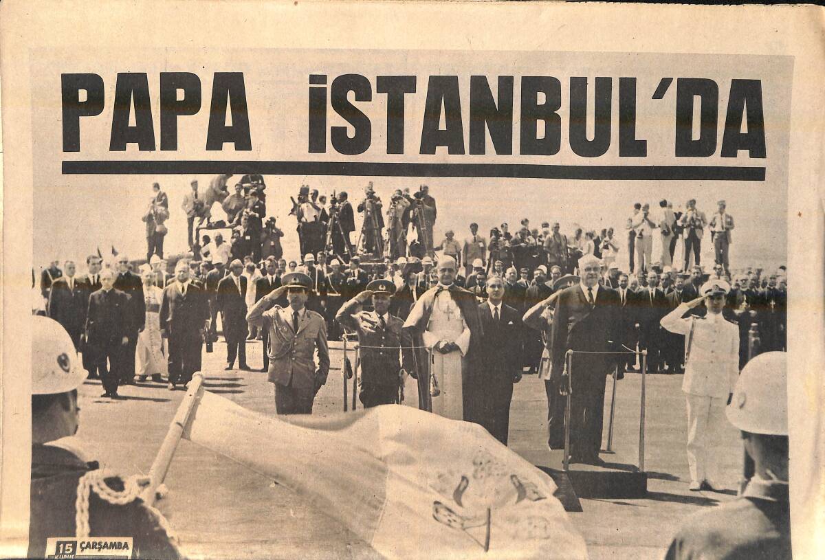Son Aktüalite Gazetesi 26 Temmuz 1967 - Papa İstanbul'da - Tarzan Ahmet Birinci Seçildi GZ156779 - 1