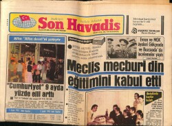 Son Havadis Gazetesi 2 Eylül 1982 - 1981 Sinema Güzeli Özlem Onursal Zirveye Göz Dikti... GZ69116 - 1