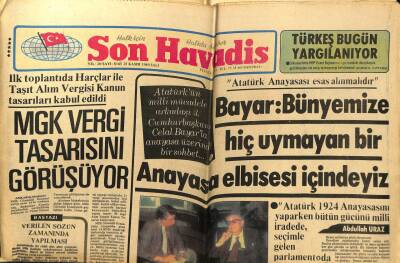 Son Havadis Gazetesi 25 Kasım 1980 - Celal Bayar,Bünyemize Hiç Uymayan Bir Anayasa Elbisesi İçindeyiz GZ59061 - 1