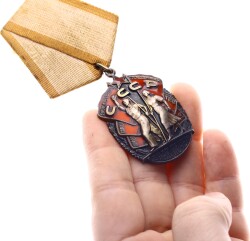 Sovyet Rusya Onur Madalyası Gümüş Mineli *SÜPER KONDİSYON - SERTİFİKALI* MVM2019 - 2