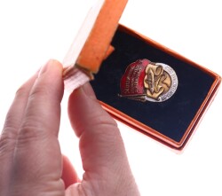 Sovyet Rusya Tekstilde Mükemmel Sosyalist Öğrenci Madalya/Rozet MVM2027 - 2