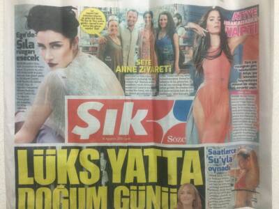 Sözcü Gazetesi Şık Eki 14 Ağustos 2015 - Pınar Altuğ,Saatlerce Suyla Oynadı GZ29151 - 1