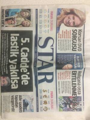 Star Gazetesi 25 Eylül 2013 - Abdullah Gül5.Caddede Lastik Yakılsa GZ29718 - 1