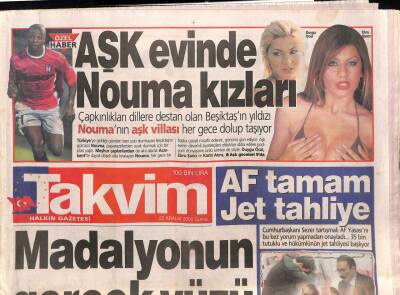 Takvim Gazetesi 22 Aralık 2000 - Hapis Cezası Ertelenen Erbakan Umreye Gitti GZ92538 - 1