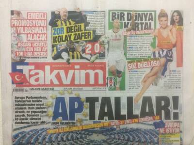 Takvim Gazetesi 25 Kasım 2016 - Gülben Ergen-Seren Serengil Söz Düellosu GZ29209 - 1