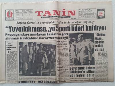 Tanin Gazetesi - 22 Ağustos 1961 - Yuvarlak Masaya 5 Parti Lideri Katılıyor GZ111127 - 1