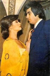 Tarık Akan Ve Gülşen Bubikoğlu Kartpostal (Küçük Boy) KRT22587 - Gökçekoleksiyon