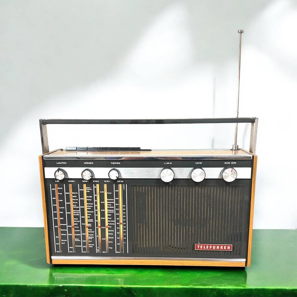 TELEFUNKEN ATLANTA 101 Antika Radyo RDY48 - 2