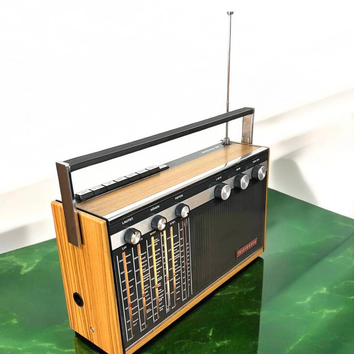 TELEFUNKEN ATLANTA 101 Antika Radyo RDY48 - 3