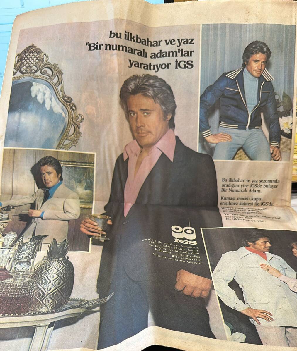 Hürriyet Gazetesi 15 Nisan 1978 - Cüneyt Arkın Dev Boy Afişi - Tito İle Görüşen Ecevit Tasarıları GZ134636 - 2