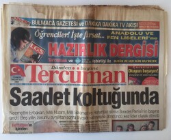 Tercüman Gazetesi 12 Mayıs 2003 - Necmettin Erbakan Saadet Partisinin Başına Geçti Beş Yıllık Zorunlu Ayrılıktan Sonra Siyaset Sahnesine Dördüncü Kez Lider Olarak Döndü GZ11211 - 2
