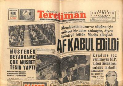 Tercüman Gazetesi 13 Ekim 1962 - Kennedyyi Öpen Kadın Artık Ona Yaklaşamıyacak GZ67543 - 1