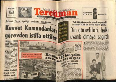 Tercüman Gazetesi 15 Ağustos 1968 - Kuvvet Kumandanları Görevden İstifa Ettiler GZ68675 - 2