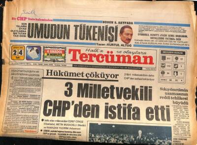 Tercüman Gazetesi 24 Nisan 1979 - Hükümet Çöküyor , 3 Milletvekili CHPden İstifa Etti GZ86001 - 1