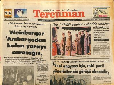 Tercüman Gazetesi 26 Kasım 1981 - Org. Evren Şerefine Lahorda Tatbikat Düzenledi GZ122107 - 1