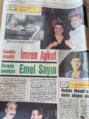 Tercüman Gazetesi 30 Ocak 1988 - Gecenin Misafiri İmren Aykut - Gecenin Sanatçısı Emel Sayın GZ67168 - 2