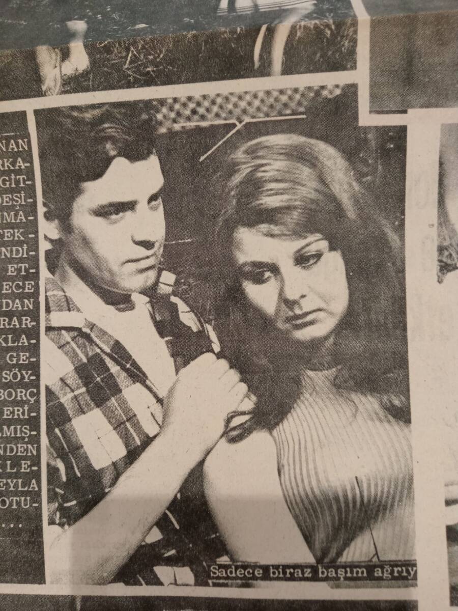 Tercüman Gazetesi İnci Eki 2 Ekim 1971 - Münir Nureddin Radyodaki Bütün Görevlerinden İstifa Etti! - Fatma Girik Afiş GZ145242 - 2
