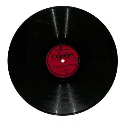 The Tarriers-Orchestra Aki Smyrneou - The Banana Boat Song Shish Kebab TAŞ PLAK (107) PLK22803 - 1
