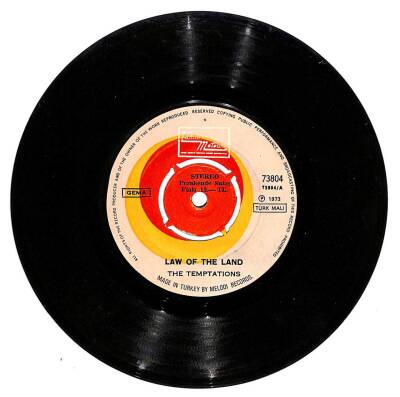 The Temptations - Law Of The Land - Masterpiece ( Part 1 ) (106.5) PLK16612 - 1