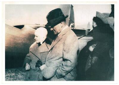 T.H.K - M Kemal ve İlk Kadın Pilot Sabiha Gökçen Karton Poster EFM774 - 4