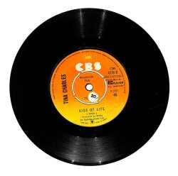 Tina Charles (1976) – Dr. Love (107.5) PLK18076 - 2