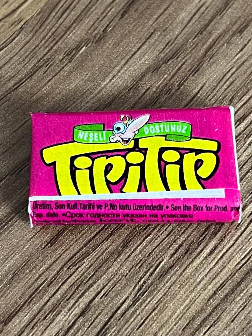 Tipitip 2007 Karikatürlü Karışık Meyve Aromalı Şekerli Sakız Tipicik ( Pembe -Arka Sarı Yazı)# SKZ2447 - 3