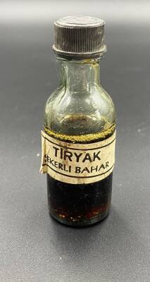 Tiryak Şekerli Bahar Şişesi (20 cc) (Kısmen Dolu) AOB3213 (N) - 1