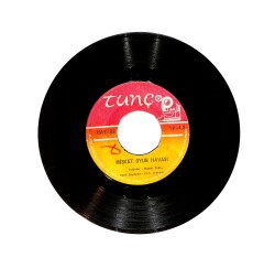 MİSKET OYUN HAVASI - MORKOYUN OYUN HAVASI - Çalanlar: Emin Aldemir, Yücel Başmakçı, Hamdi Özbay PLAK (10/7.5) PLK25753 - Gökçekoleksiyon