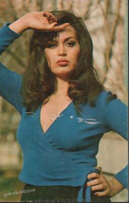 Türkan Şoray Kartpostal KRT756 - 1