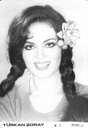 Türkan Şoray Orta Boy Kartpostal KRT701 - Gökçekoleksiyon