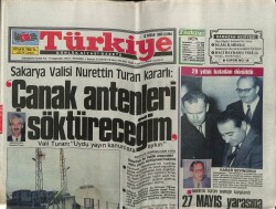 Türkiye Gazetesi 13 Nisan 1990 - İbrahim Tatlıses İfade Verdi GZ61352 - 2
