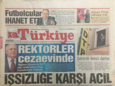Türkiye Gazetesi 18 Nisan 2009 - Rektörler Cezaevinde GZ40637 - 1