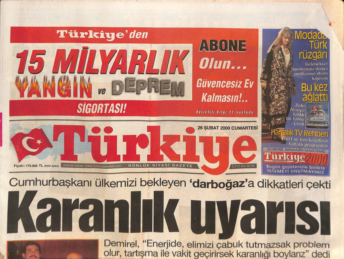 Türkiye Gazetesi 26 Şubat 2000 - Anayasa Değişikliği 2 Mart'ta Meclise Geliyor - Hadep'liden Tehlikeli Sözler GZ132408 - 1