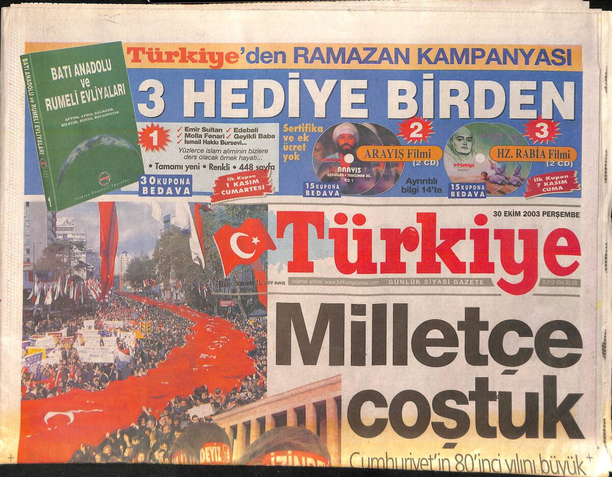 Türkiye Gazetesi 30 Ekim 2003 - Hollywood Yanıyor - M. Ali Erbil Hastaneye Kaldırıldı - Terim Beşte Sıfır GZ154678 - 1